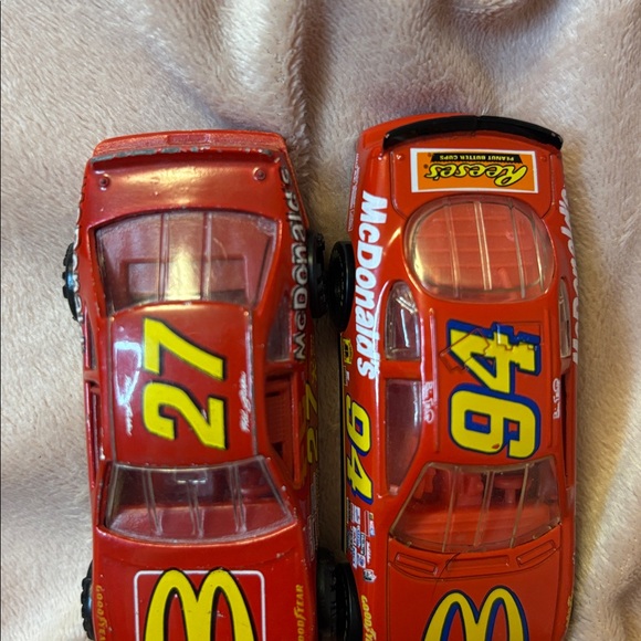 Two Vintage McDonald’s Collectible Die Cast NASCAR Racing Cars 94 & 27 - Picture 14 of 14